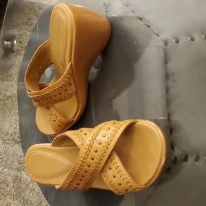 Nickels Criss-cross Wedges